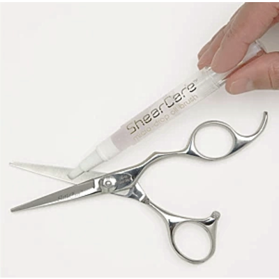 Olivia Garden scissor maintenance oil