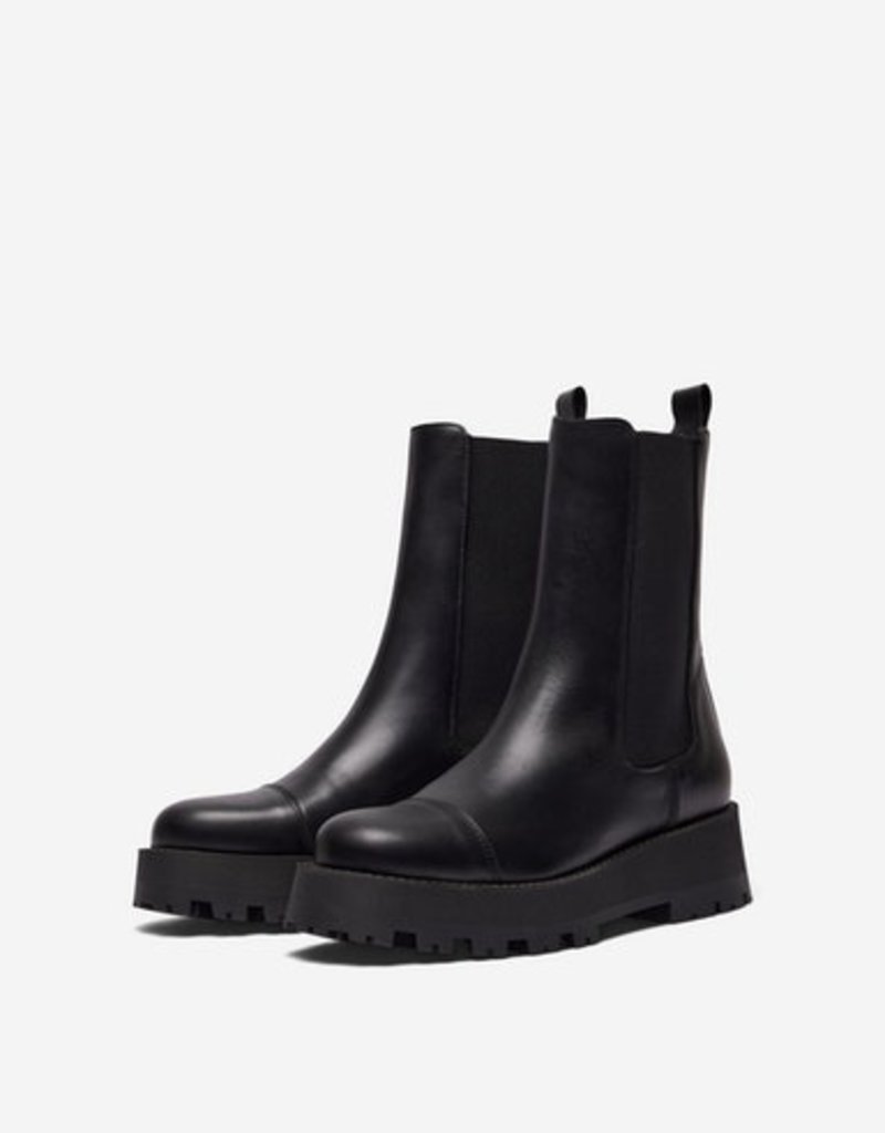 SELECTED FEMME Slfcora Toe Cap Boot Black - Hardwerk Fogeltje