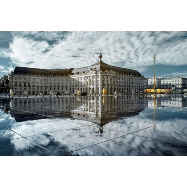 Water Mirror