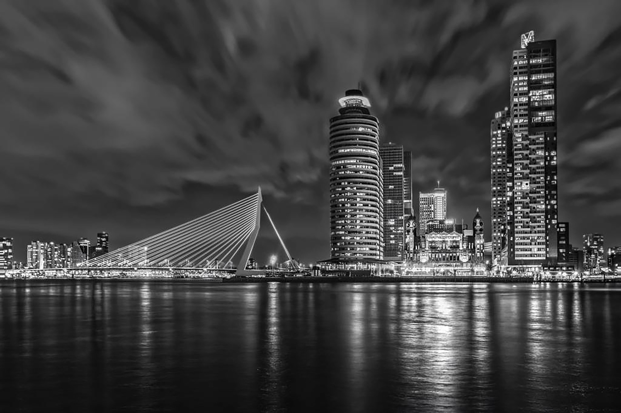 Grondig schildpad Herstellen Rotterdam Lights | Skyline | Zwart-wit | Wanddecoratie | - KKEC