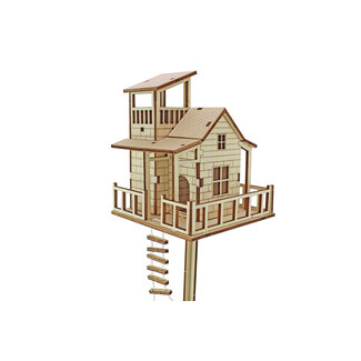 Tiny treehouse DIY