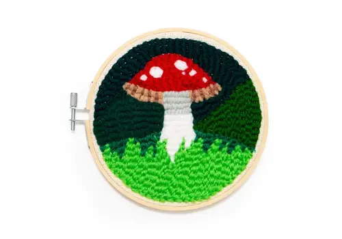 Kikkerland Punch needle kit Mushroom