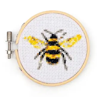 Kikkerland Mini embroidery kit Bee | Borduurwerkje