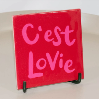 Tegel C'est lovie