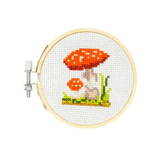 Kikkerland Mini embroidery kit mushroom | Borduurwerkje