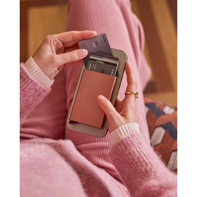 Secrid Cardprotector for Magsafe Titanium | Pasjeshouder | Telefoon | Kaartjeshouder