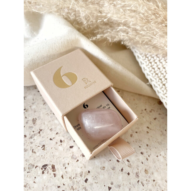 Lucky Numbers - 6 - Rozenkwarts