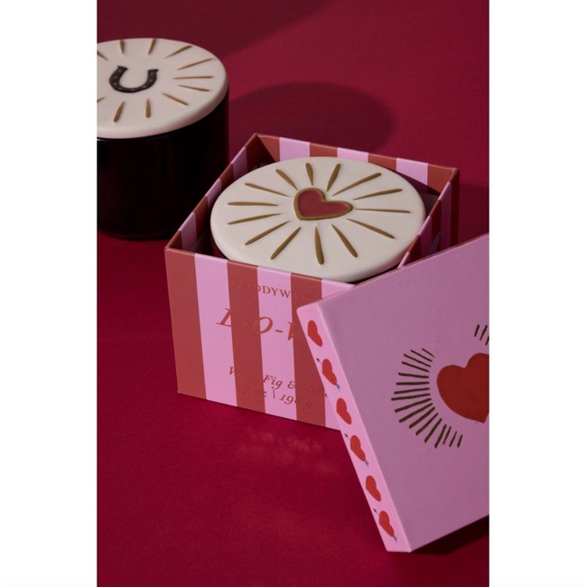 Geurkaars | Hart | Red Glass Candle with Heart Lid - Wild Fig & Rose - Charmed
