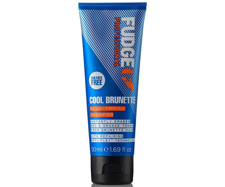 Koele donkerbruine blauwe verstevigende shampoo