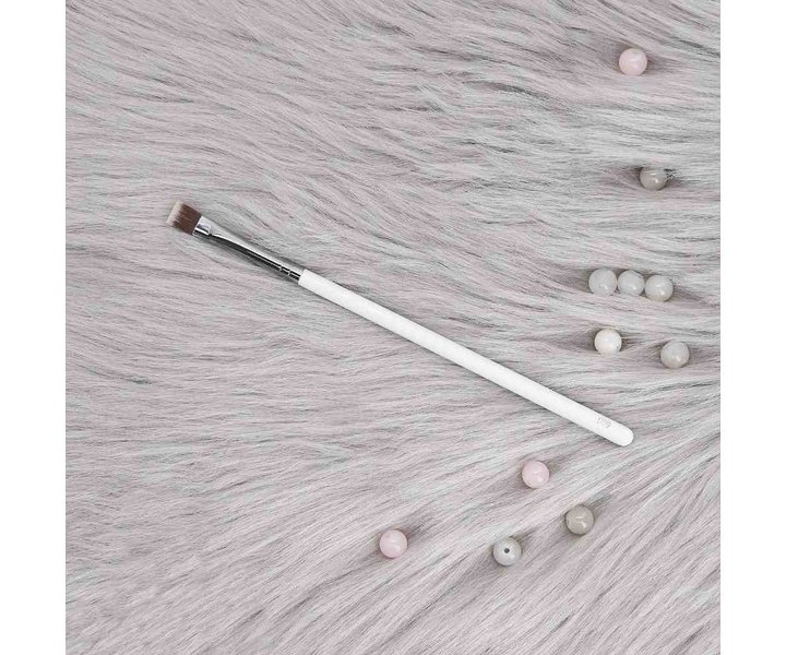 Flat Definer Brush - 509