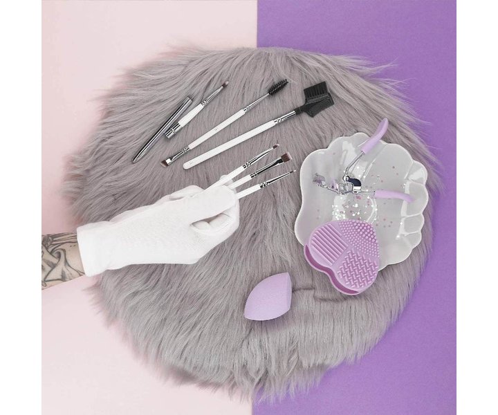 Angled Eyeliner Brush - 513