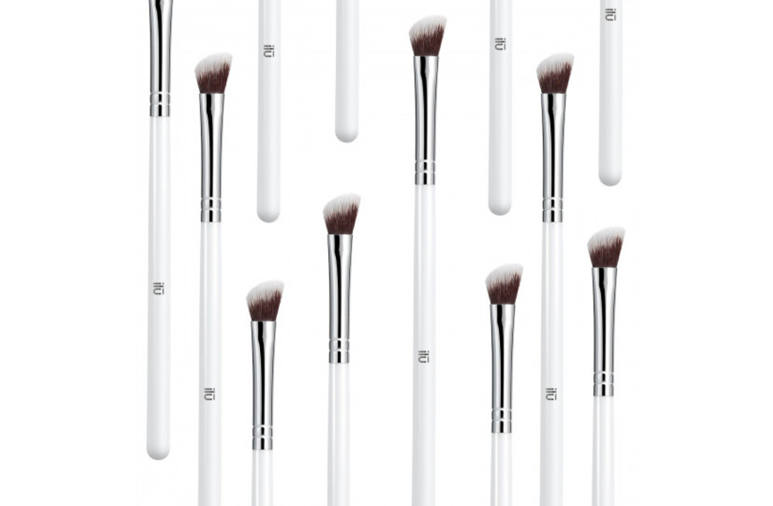 Angled Eyeshadow Brush - 417