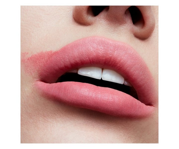 Kiss lipstick sale