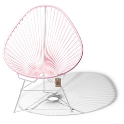 Silla Acapulco rosa pastel, estructura blanca