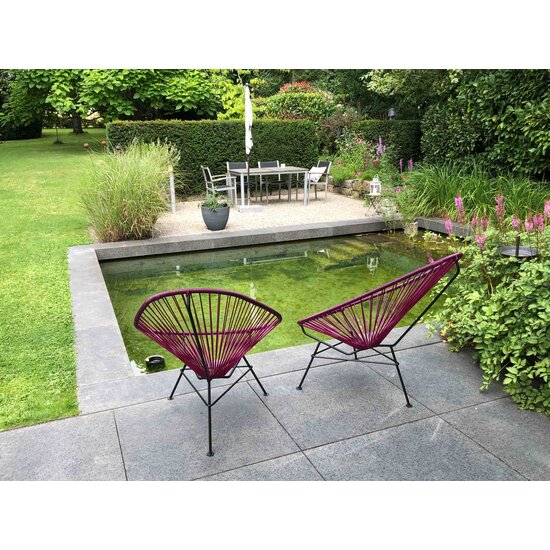 Silla Acapulco Handgemaakte Acapulco stoel violet wijnkleur, zwart frame