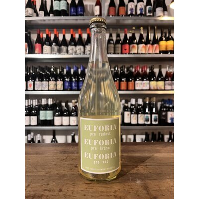 Euforia Grape Skins White