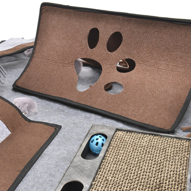 CanadianCat Company  Cat Play Mat Coleen