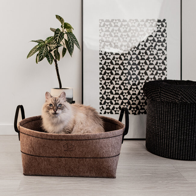 D&D Felt Cat Bed Monique Brown