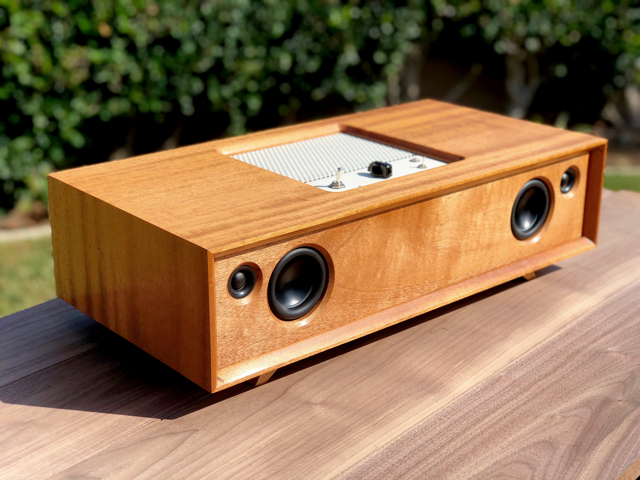 The Moderno Minitube Speaker