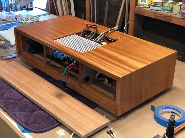 The Moderno Minitube Speaker