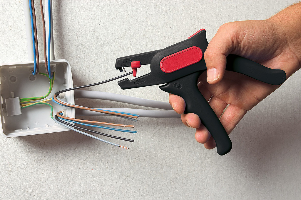 CST-5 Self-Adjusting Stripping Tool