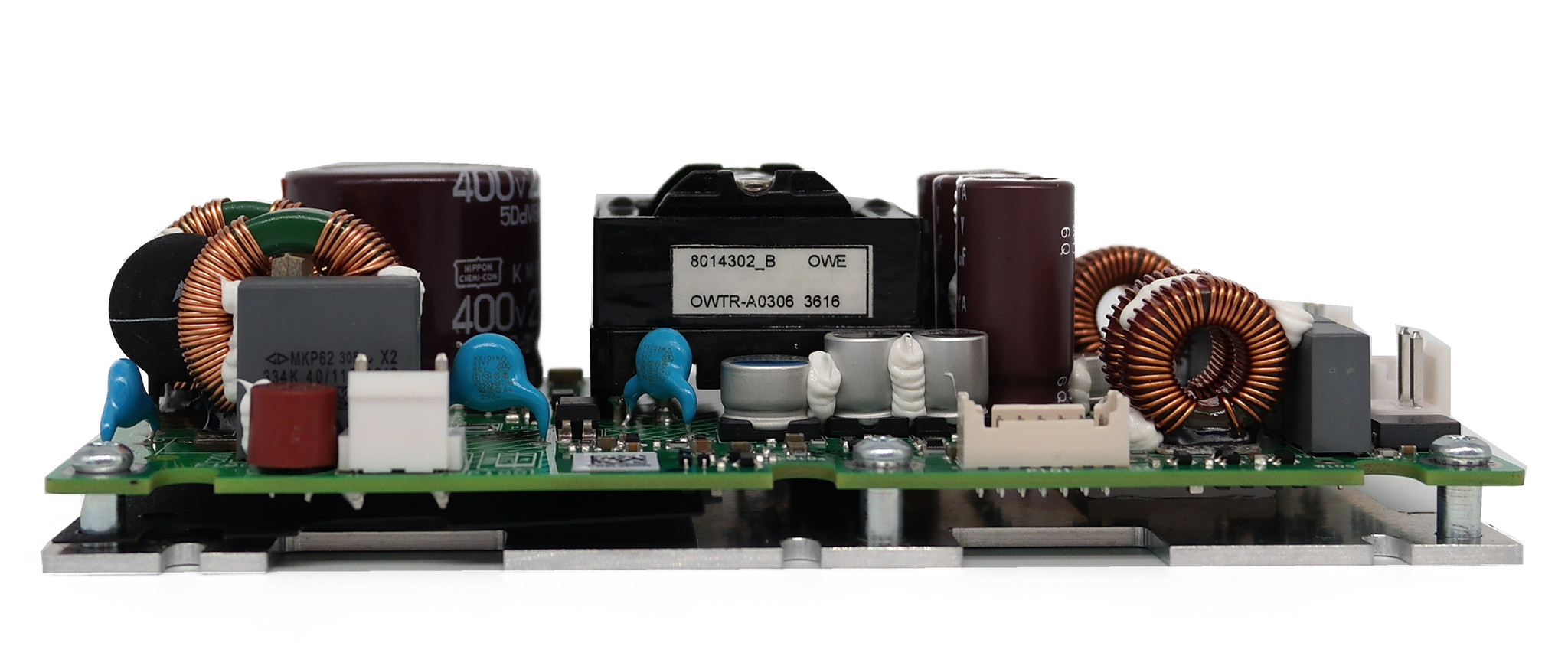 100AS1 versterkermodule met geïntegreerde universele netvoeding