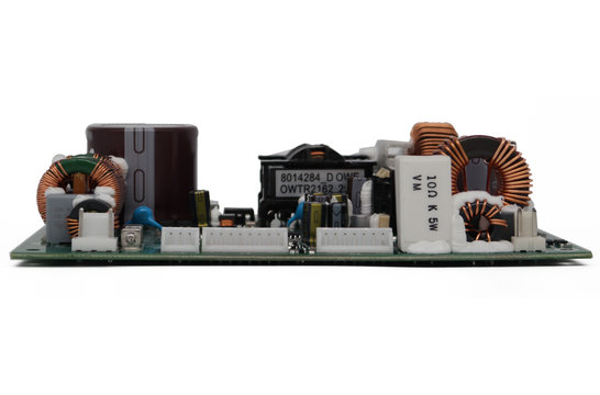 300AS1 | versterkermodule with Integrated Power Supply