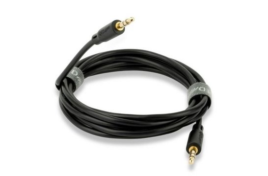 Connect 3.5mm Jack to Jack Cable