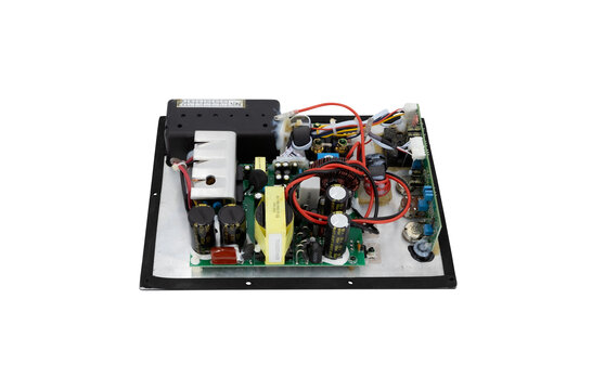 SD300-6 300W Class D Subwoofer Plate Amplifier Module with 6 dB at 30 Hz