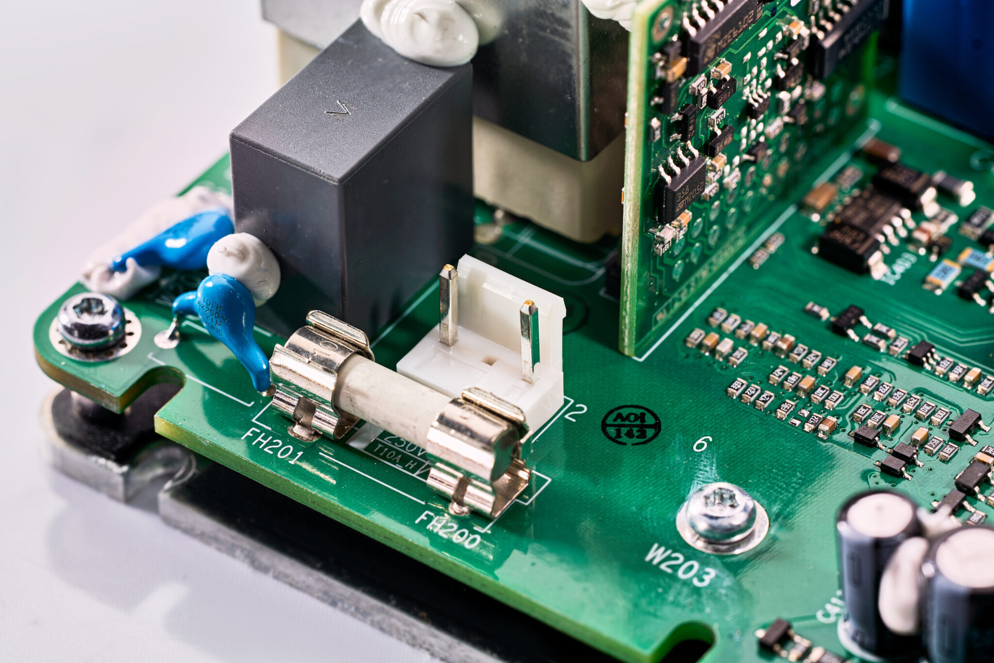 2000AS1 HV-Verstärkermodul mit integriertem Universal-Netzteil