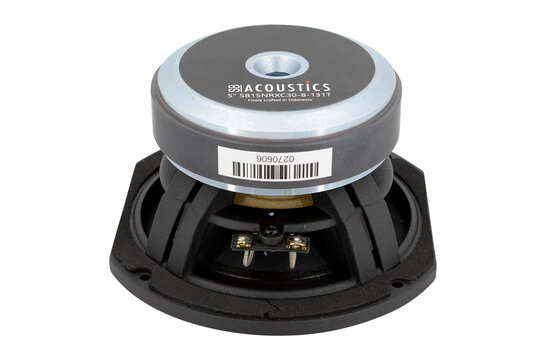 SB15NRXC30-8-131T 5" Midrange Woofer