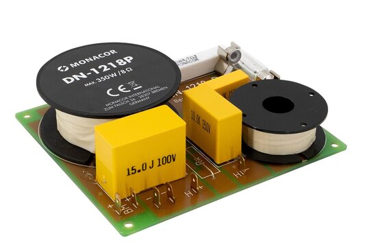 DN-1218P 2-Wege-Lautsprecher-Frequenzweiche 3.000 Hz mit Hochtönerschutz Montierte Frequenzweich