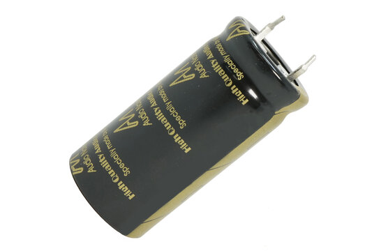 CAP-100-STDR-4700U-63V | 4700 µF | 20% | 63 V | Standard Electrolytic Capacitor