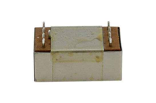 LL1540 High Impedance Line Input Transformer