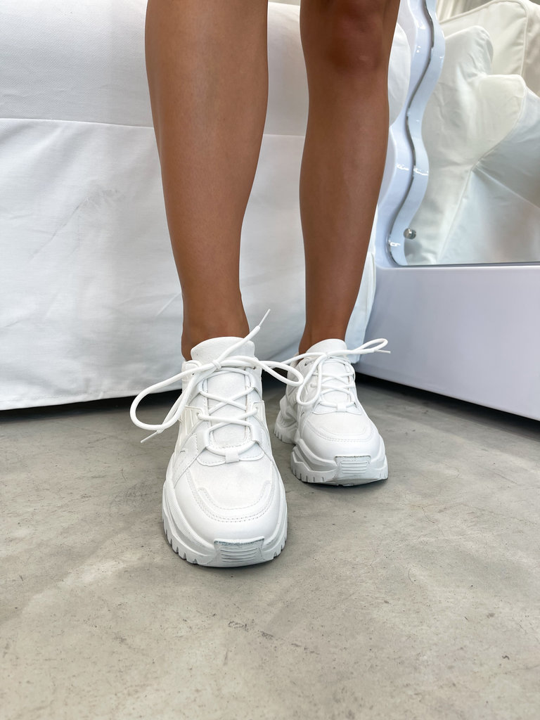 Deems "Olly" Sneaker - White