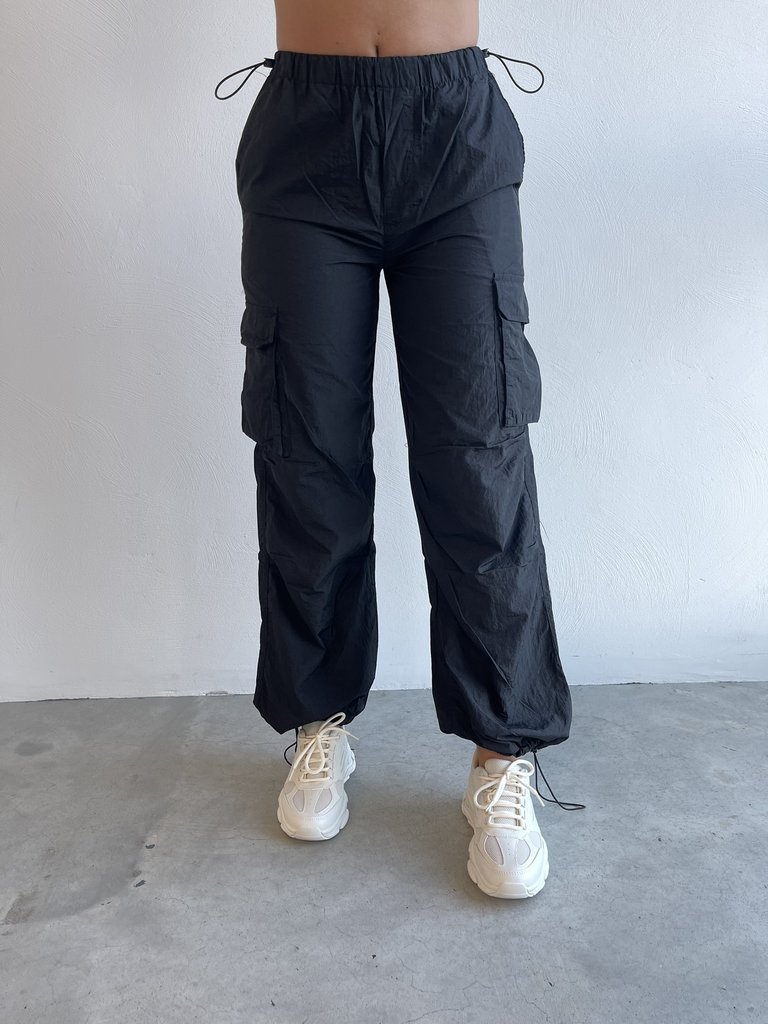 Deems "Kacy" Parachute Pants - Black