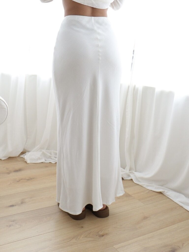 Deems "Naya" Long Linen Skirt - White