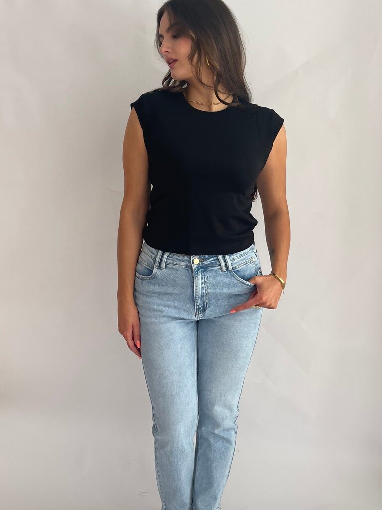 Deems "Adrianna" T-shirt special shoulders - black
