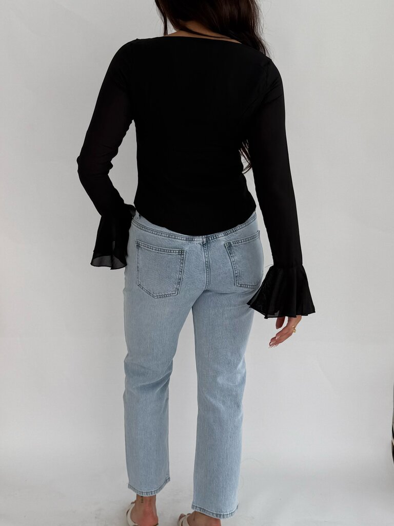 Deems  "Nora" long sleeve ruffel top - Black