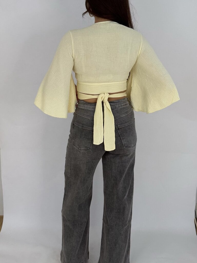 Deems  "Lola" Blouse one size - butter yellow