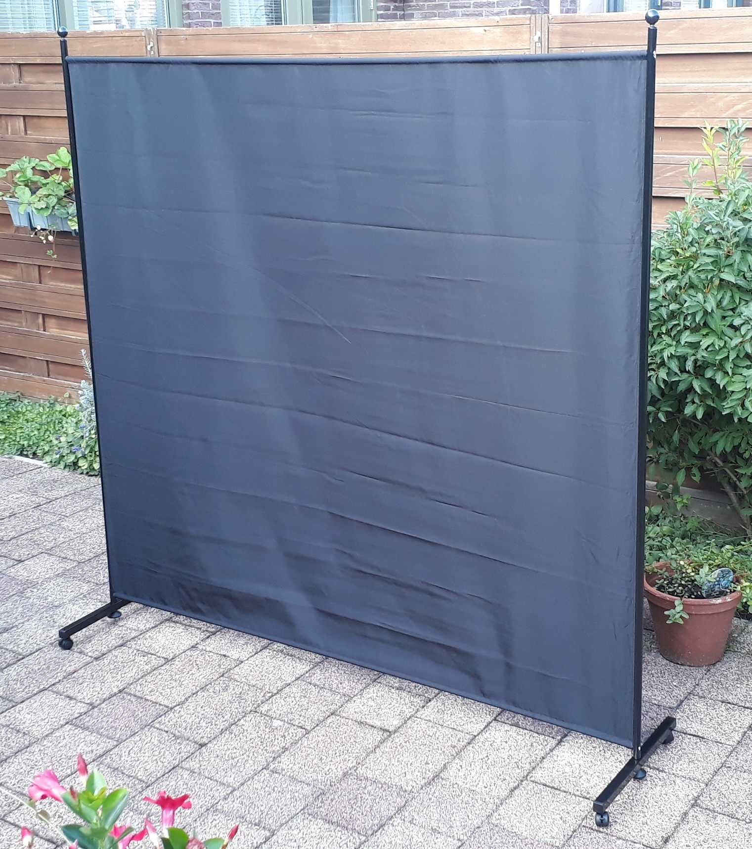 Een verplaatsbare mobiele scheidingswand nodig? Een verplaatsbare mobiele scheidingswand nodig?