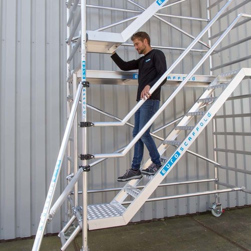 Trappentoren 135 x 250 x 6,2 m werkhoogte Euroscaffold Trappentoren 135 x 250 x 6,2 m werkhoogte