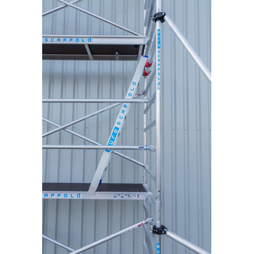 Platform steigertrap 7 treden Eurostairs Platform steigertrap 7 treden