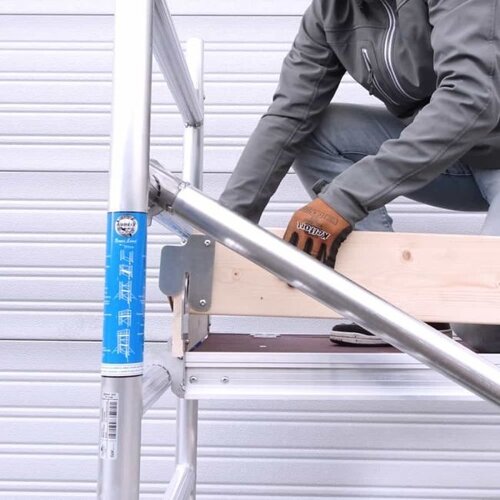 Rolsteiger Alumexx Basic 90 x 190 x 8.20m werkhoogte met carbon platformen Alumexx Rolsteiger Alumexx Basic 90 x 190 x 8.20m werkhoogte met carbon platformen