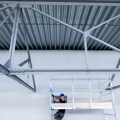 Rolsteiger Alumexx Light 135x190 12,2m werkhoogte geschoord Alumexx Rolsteiger Alumexx Light 135x190 12,2m werkhoogte geschoord