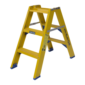 Staltor 2 x 3 tr. incl. platform glasvezelversterkte Industrietrap Type DT + baktrede NEN2484 2 x 3 tr. incl. platform glasvezelversterkte Industrietrap Type DT + baktrede NEN2484