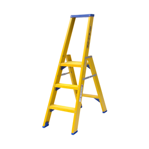 Staltor 1 x 3 tr. incl. platform Professionele Trap glasvezelversterkt NEN2484 1 x 3 tr. incl. platform Professionele Trap glasvezelversterkt NEN2484