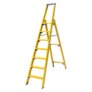 Staltor 1 x 7 tr. incl. platform Professionele Trap glasvezelversterkt NEN2484 1 x 7 tr. incl. platform Professionele Trap glasvezelversterkt NEN2484