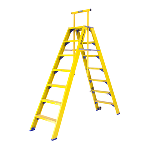 Staltor 2 x 7 tr. incl. platform glasvezelversterkte Industrietrap Type DT + wegklapbare beugel NEN2484 2 x 7 tr. incl. platform glasvezelversterkte Industrietrap Type DT + wegklapbare beugel NEN2484