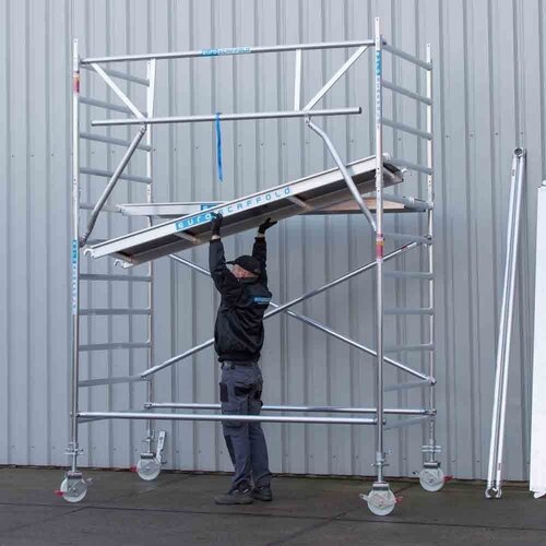 Rolsteiger Professional 135x190 5,2m werkhoogte dubbele voorloopleuning Euroscaffold Rolsteiger Professional 135x190 5,2m werkhoogte dubbele voorloopleuning